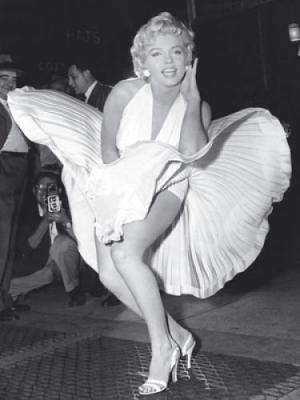 Marilyn Monroe Had Six Toes 09Apr07 mmnroejpg Surprising isn't it 